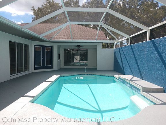 5th image of 920 Cypress Ave