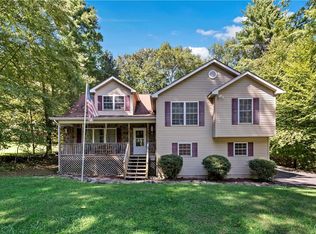 1215 Bartonsville Woods Rd, Bartonsville, PA 18321