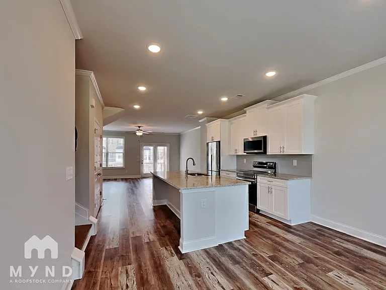597 Fundao Ln — Photo 10