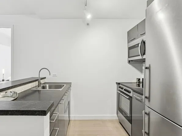 20 Exchange Place 20X- 1104 image 3 of 25