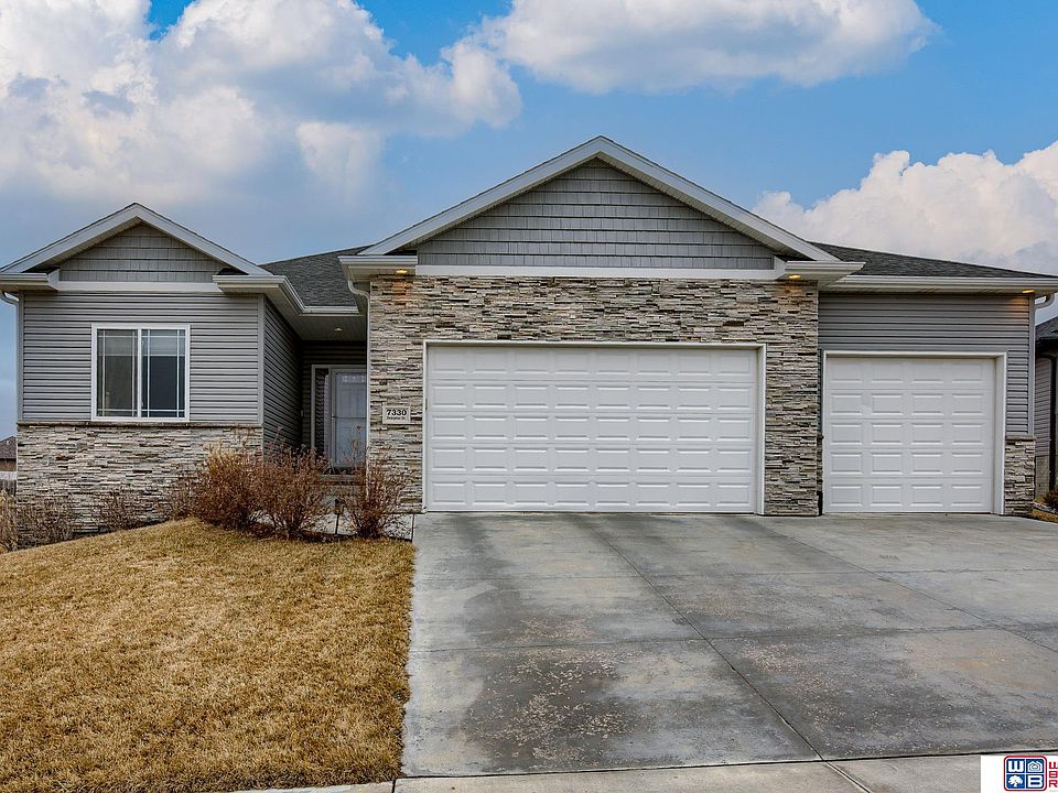 1st image of 7330 Dempster Dr