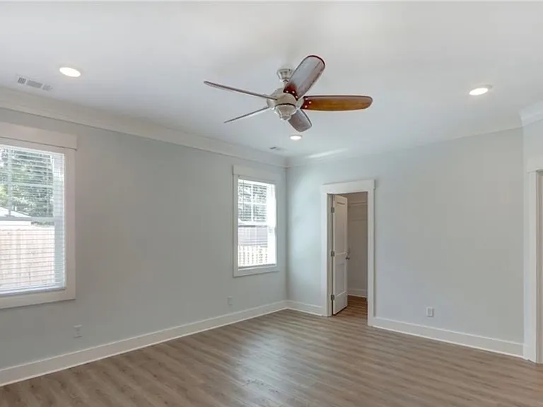 2203 Downing Ave — Photo 13