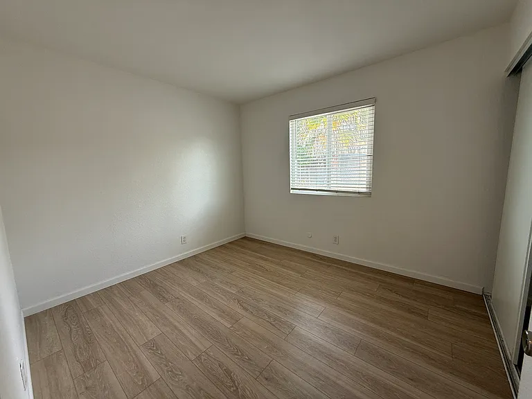 6551 Wunderlin Ave — Photo 13