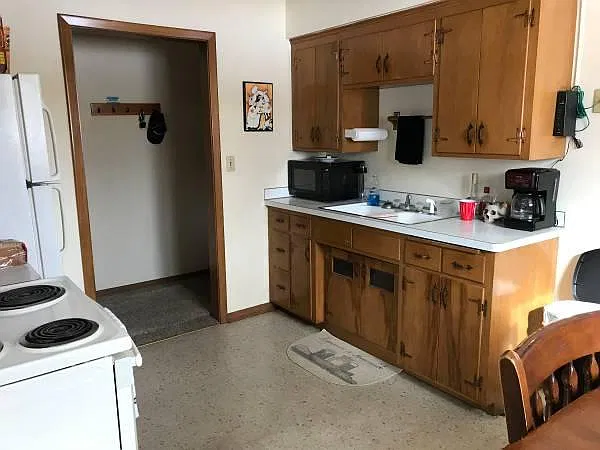 2 bed, 900 sqft, $1,250 — Photo 4