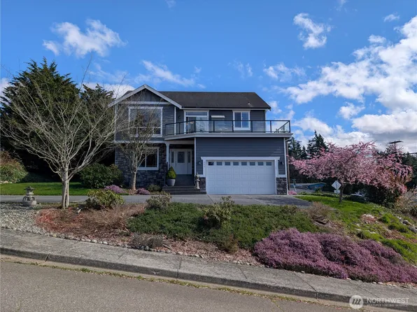 660 Parkside Place, Blaine, WA 98230