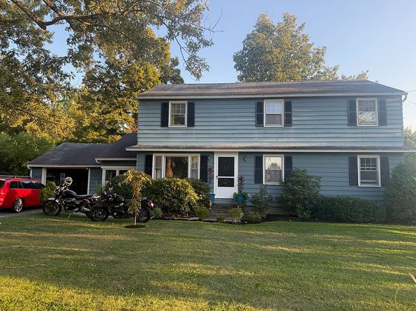 2874 Howlett Hill Rd