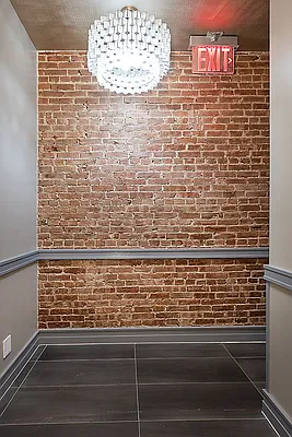 Rented by Bold New York | media 43