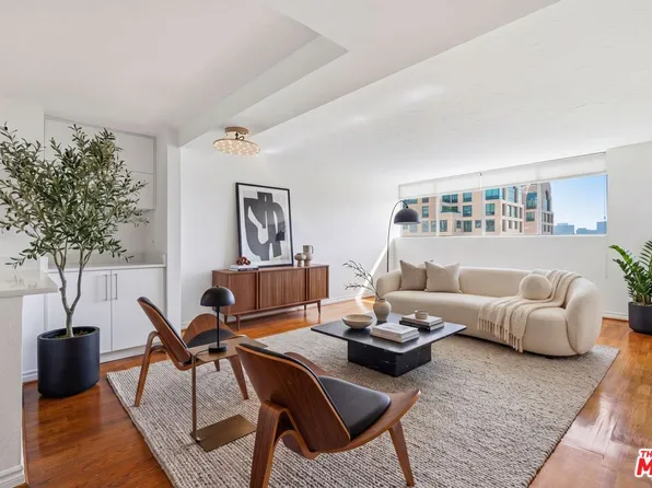 10535 Wilshire Blvd, Los Angeles, CA