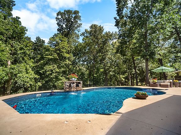 5th image of 8670 Wild Cherry Dr