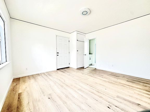 2nd image of 5330 Encinita Ave