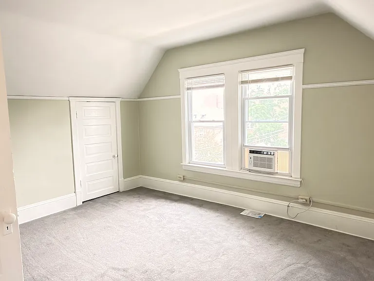 1182 Warren Rd — Photo 6