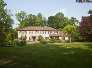 14360 Hunting Hills Dr, Novelty, OH 44072