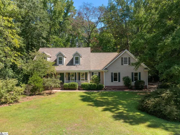 205 Hillpine Dr, Simpsonville, SC 29681