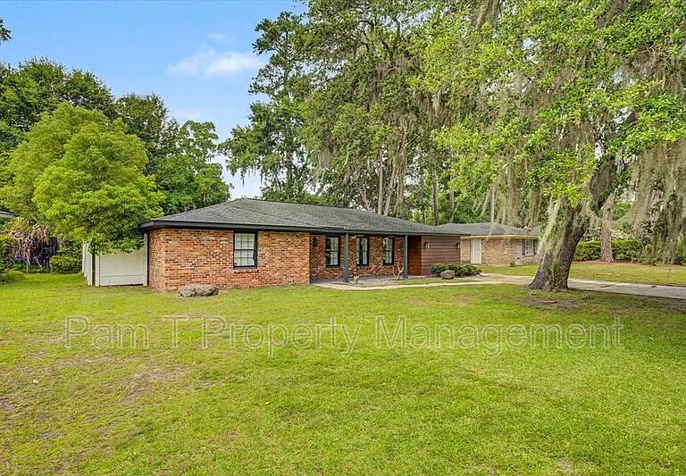 1332 Grace Dr — Photo 29