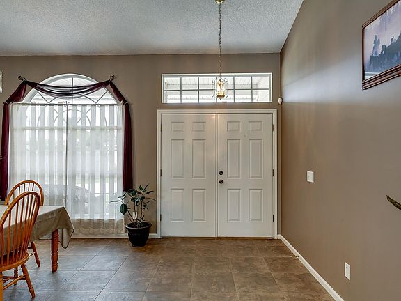5th image of 2662 Westport Dr