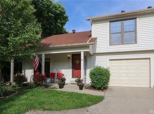 1422 Sanzon Dr, Fairborn, OH 45324
