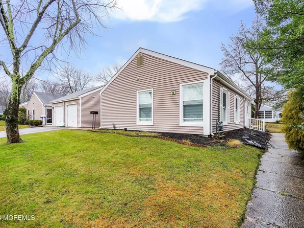 2B Thyme Drive, Lakewood, NJ 08701