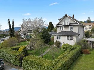 444 E 6th St, North Vancouver, BC