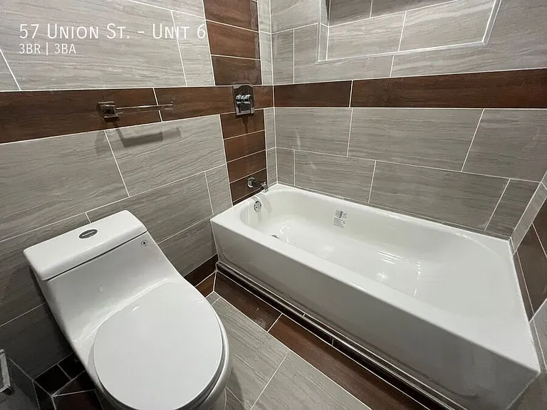 57 Union St #6 — Photo 10