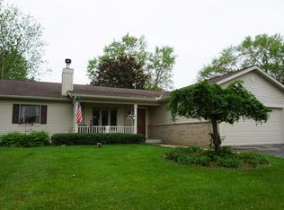N60W39601 Mary Ln, Oconomowoc, WI 53066