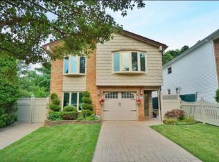 3 Kunath Ave FLOOR 2, Staten Island, NY 10309