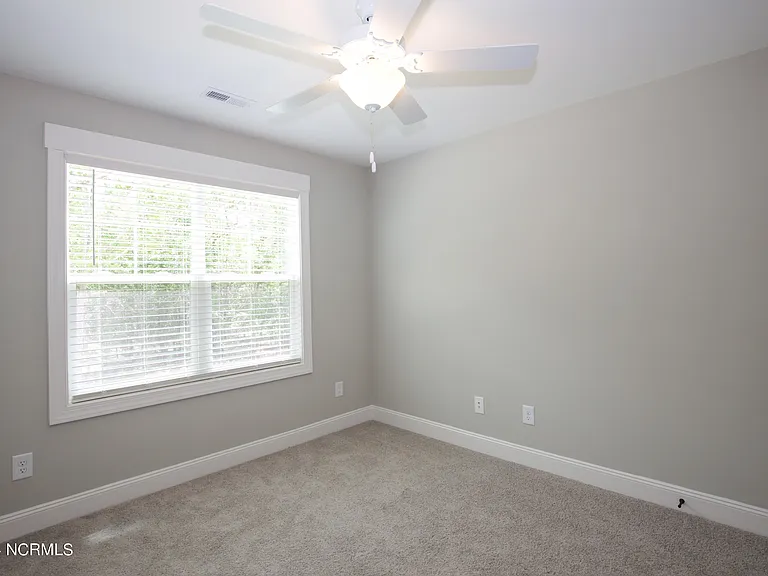 1021 Juniper Lake Rd — Photo 36