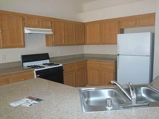 4th image of 320 Villa Espana Way