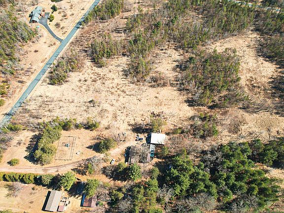 3rd image of LOT 3 27th St