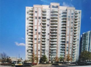 4889 Kimbermount Ave #803, Mississauga, ON L5M7R9