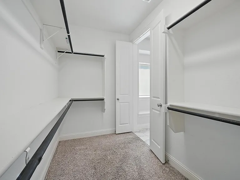 3010 Barefoot Ln — Photo 15