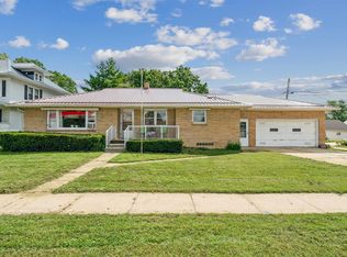 204 Commercial St, Strawberry Point, IA 52076