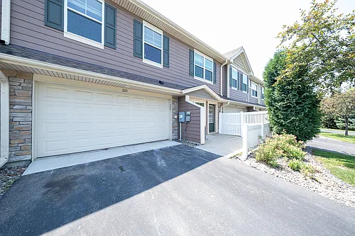 2113 Cedar Grove Trl Photo 1