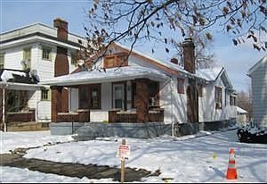 3rd image of 2318 Eastview Ave