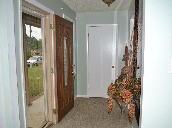 2nd image of 1911 Driftwood Dr