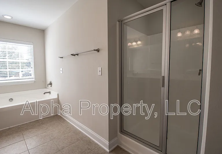 311 Cypresshill Ct — Photo 32