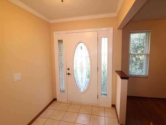 3rd image of 10208 Shady Crest Ln