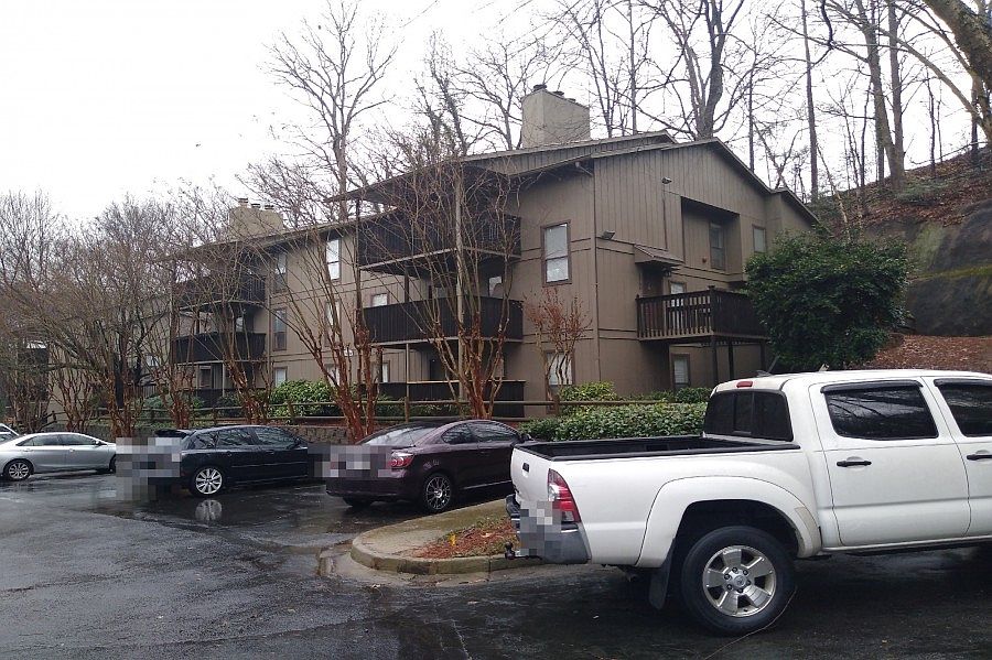 1st image of 2703 Cumberland Ct SE