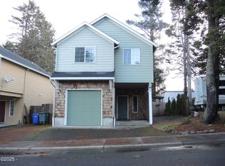 574 SE Neptune Ave, Lincoln City, OR