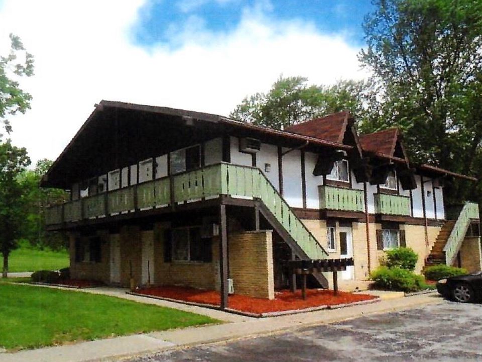 2nd image of 114 Lincoln St APT 5
