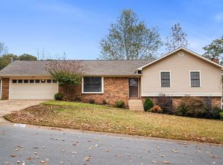 1611 Hidden Valley Cv, Benton, AR 72019
