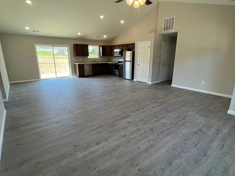 162 Vista Vallarta Dr — Photo 2