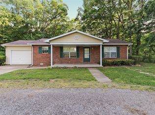 16930 E County Road 600n, Charleston, IL 61920