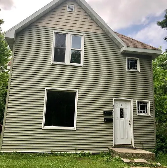320 Augusta Ave SE #1 — Photo 1