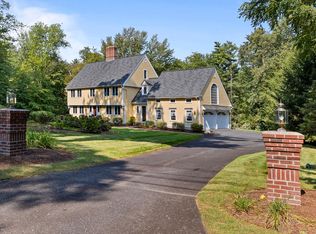 11 Old Farm Rd, Hopkinton, MA 01748