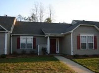 3868 Hanley Way, Walkertown, NC 27051