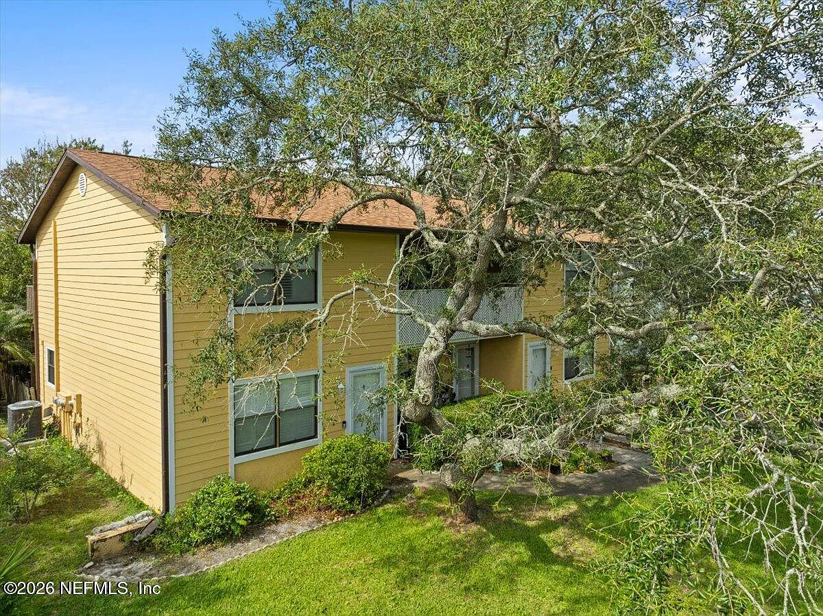 2 bed, 1.5 bath, 800 sqft, $1,700 — Photo 2