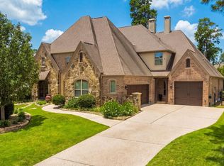 34 N Player Manor Cir, The Woodlands, TX 77382