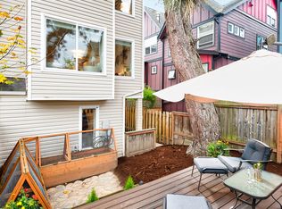 2418 SW Holden St APT C, Seattle, WA 98106