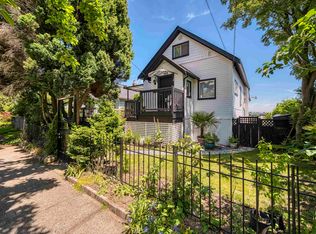 468 Garrett St, New Westminster, BC V3L3S4