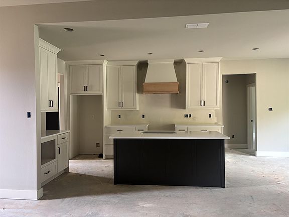 3rd image of 117 Red Wing Way